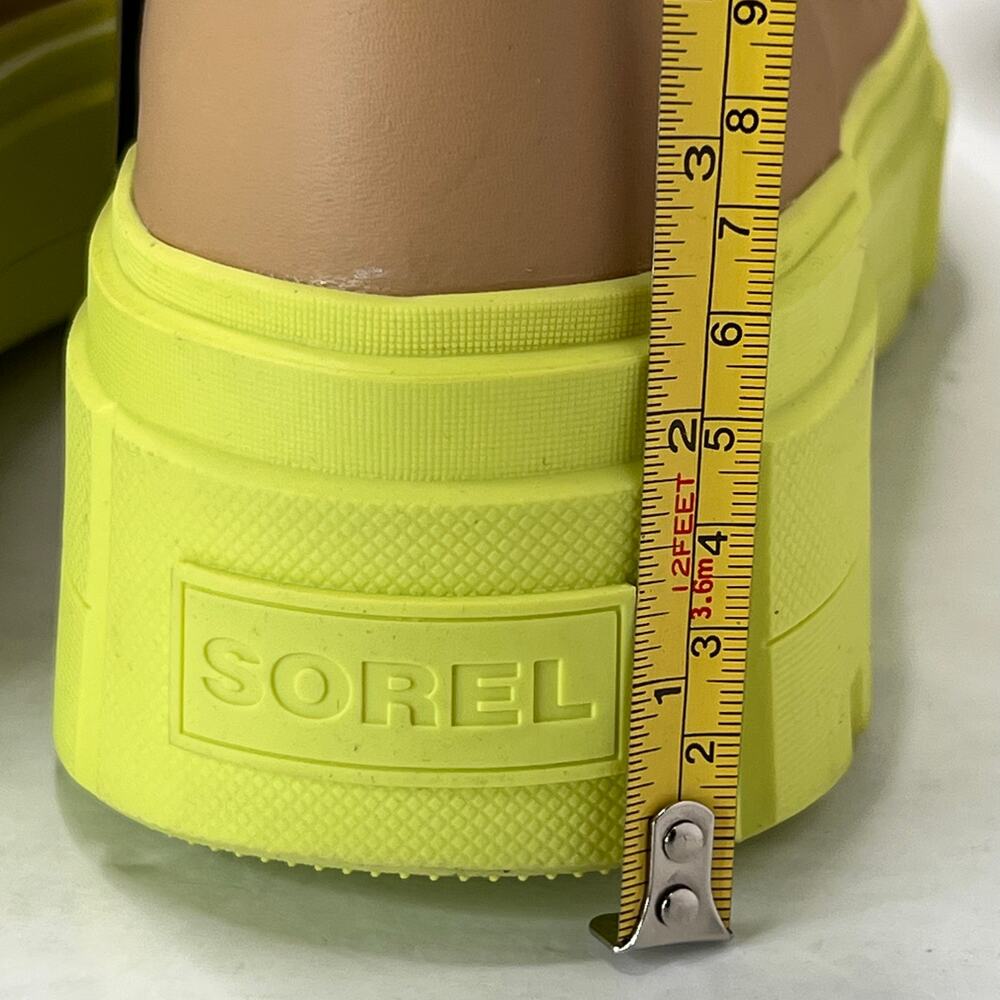 Sorel Caribou X Lace Waterproof Boot Tan/Yellow NL5015-262 Women 9 Tried On - Picture 8 of 10